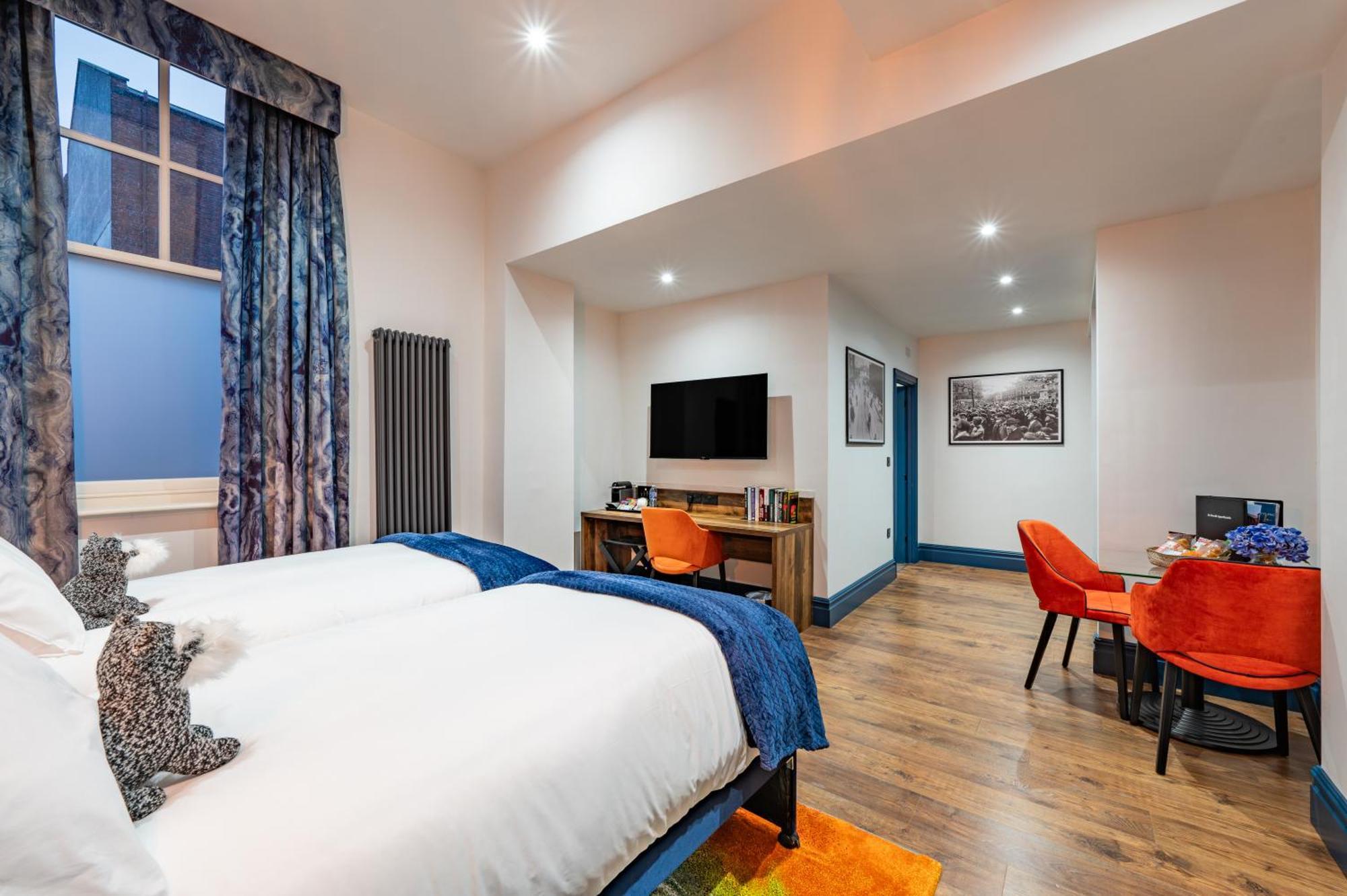 The Old Lyric Hall - A St David Aparthotel Barrow-in-Furness Ngoại thất bức ảnh